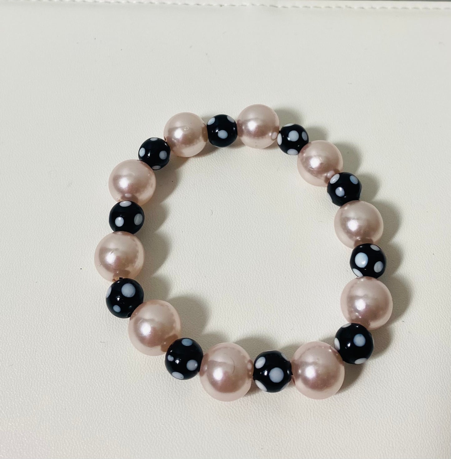 Pink contadiojo bracelet