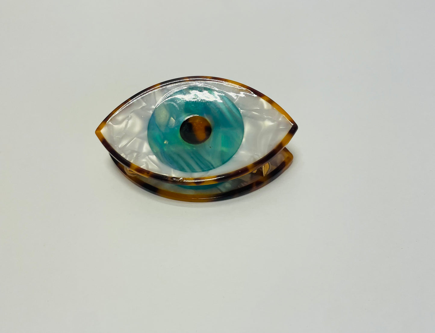 Evil eye hariclip